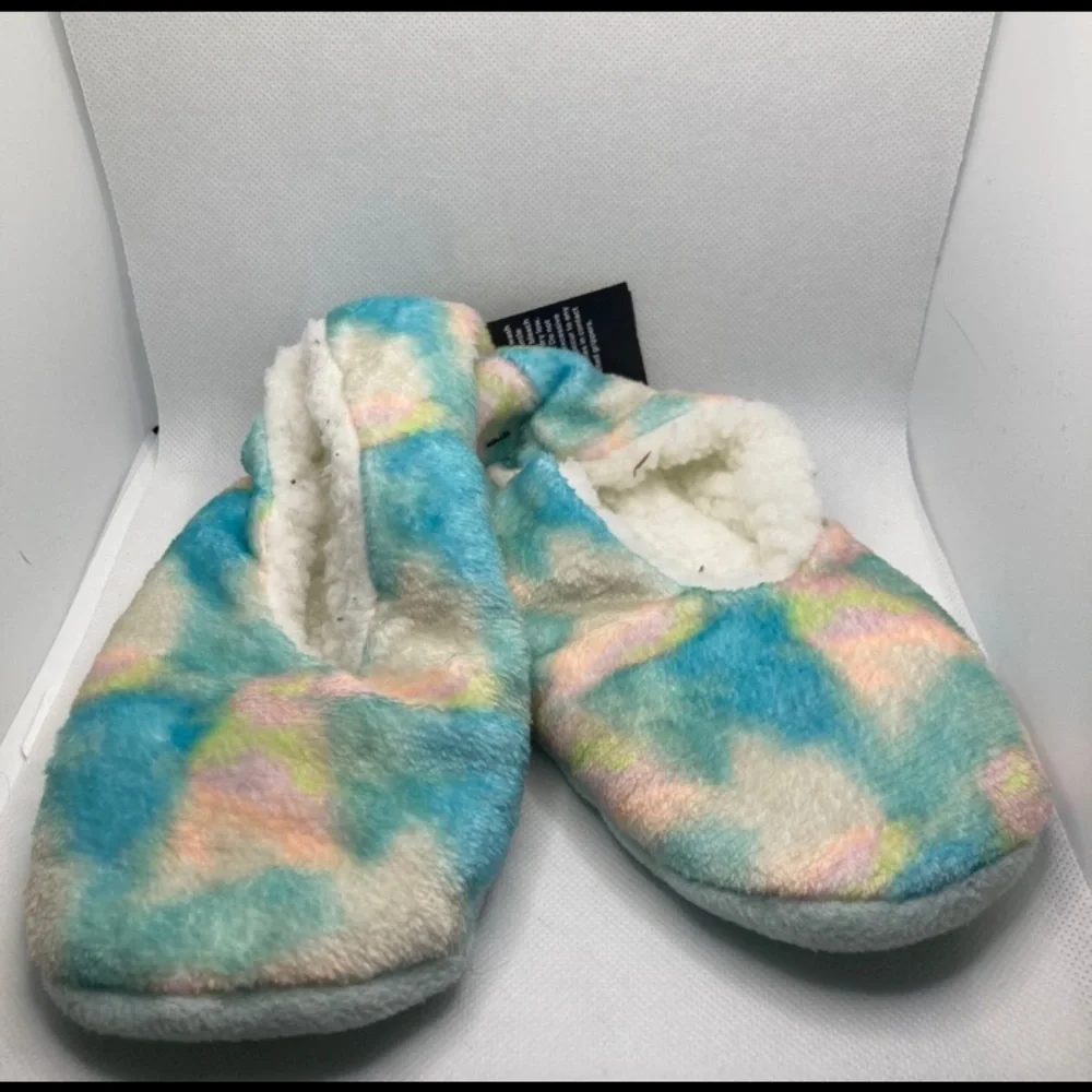 Girls slippers gripper bottoms